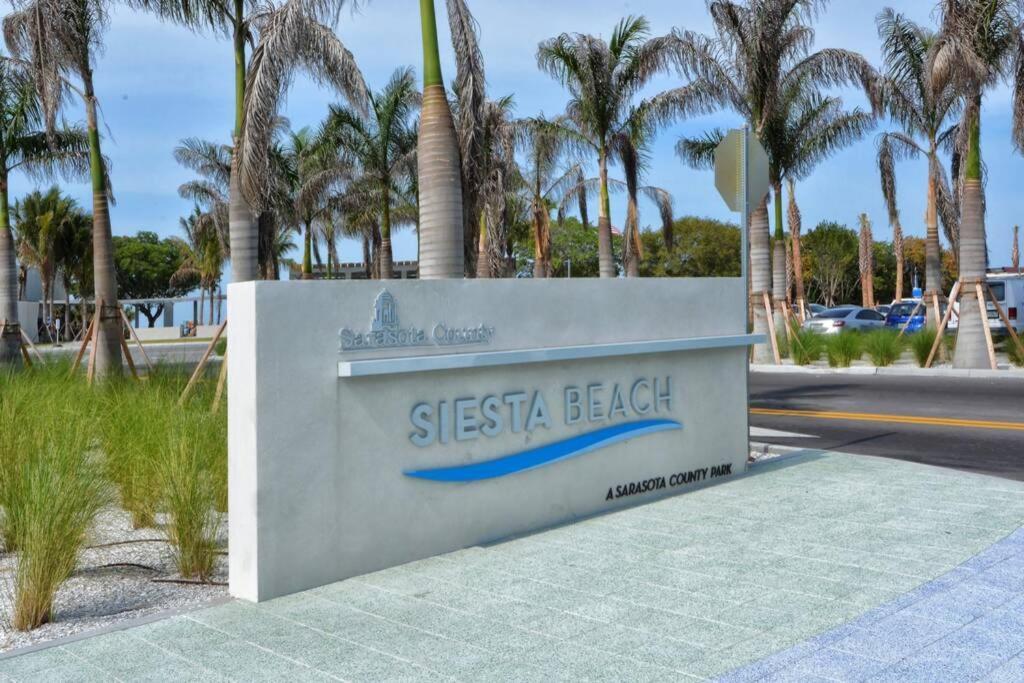 Pet-Friendly, King Bed, Close To Siesta Beach, Restaurants, Shopping Villa Sarasota Esterno foto